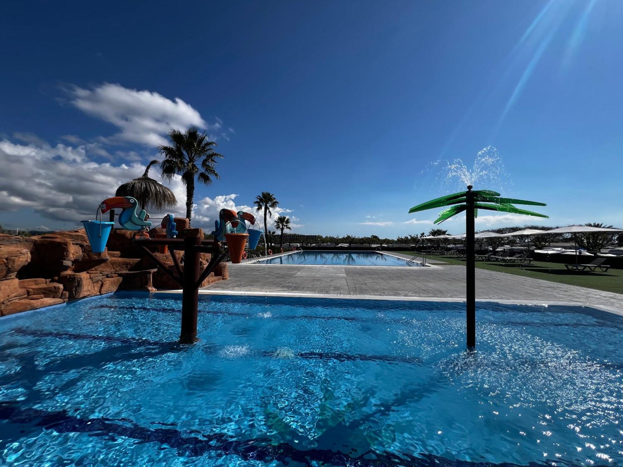 Camping Resort Els Pins Malgrat de Mar Kültér fotó