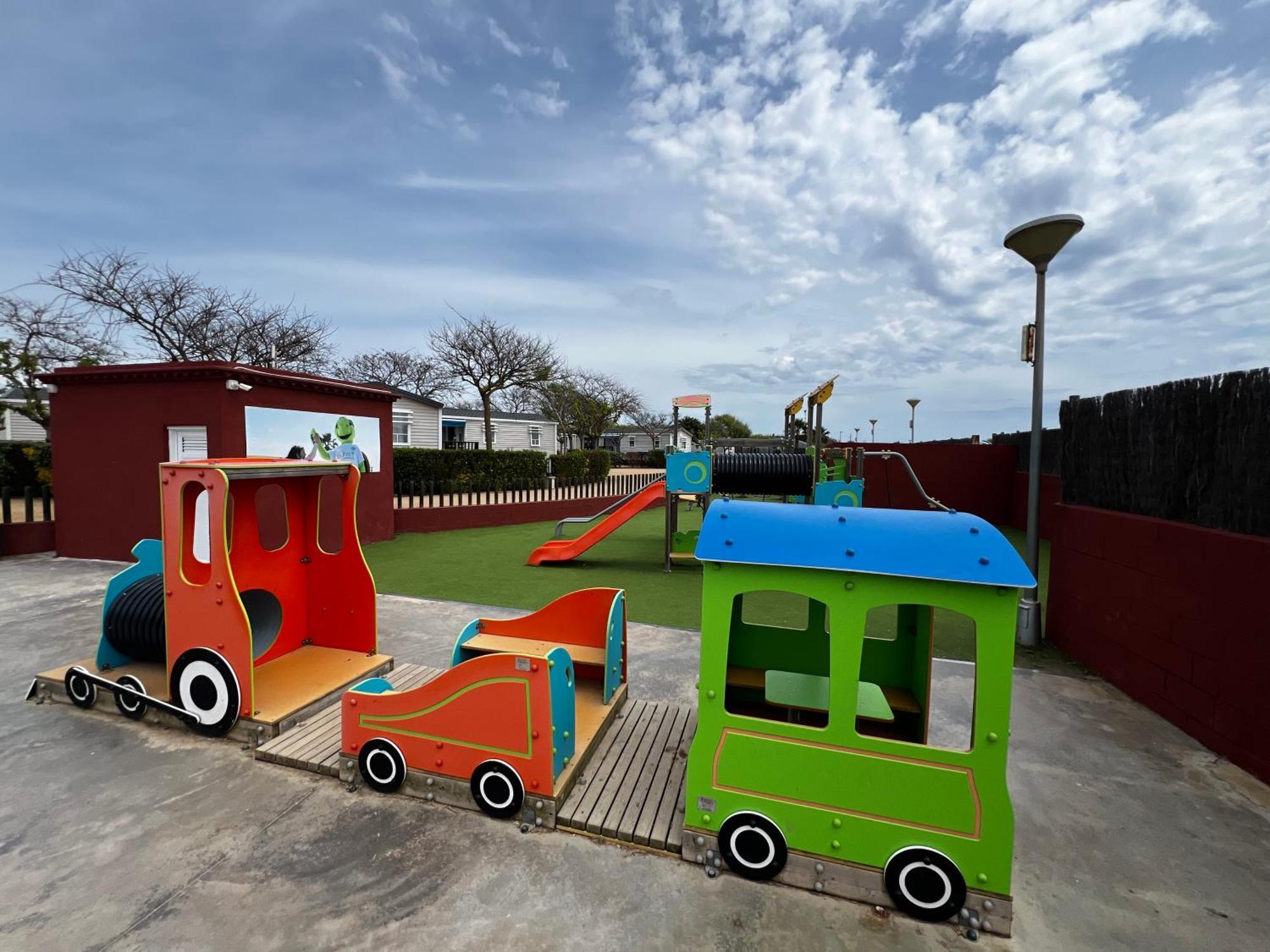 Camping Resort Els Pins Malgrat de Mar Kültér fotó